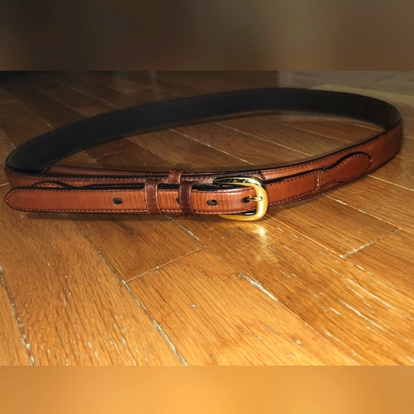 CABELAS BELT BROWN LEATHER SIZE 44 VERY NICE CONDITION - Picture 1 of 16